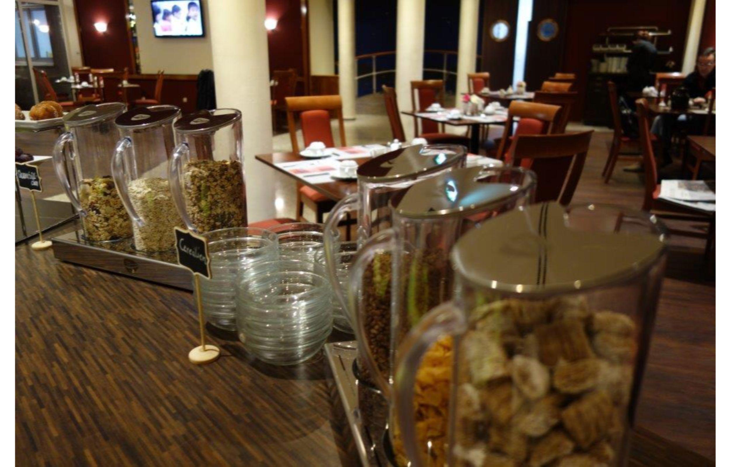 Mercure Hotel Plaza Maagdenburg Buitenkant foto